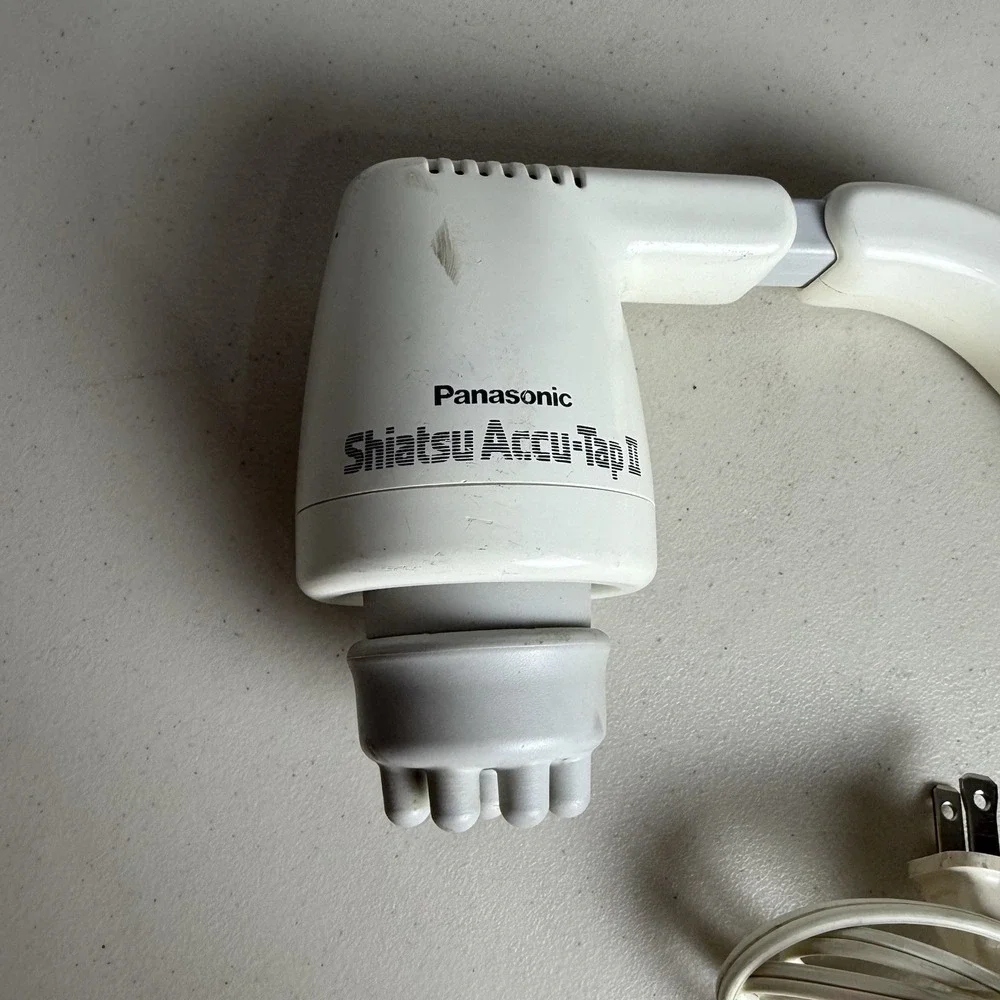 Panasonic Handheld Massager Shiatsu Accu-Tap II Vibration Pressure Point EV278